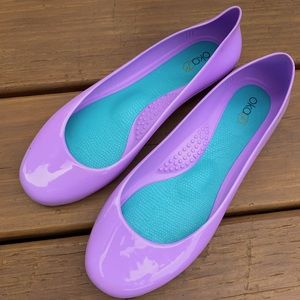 Lilac OKA-b Flats